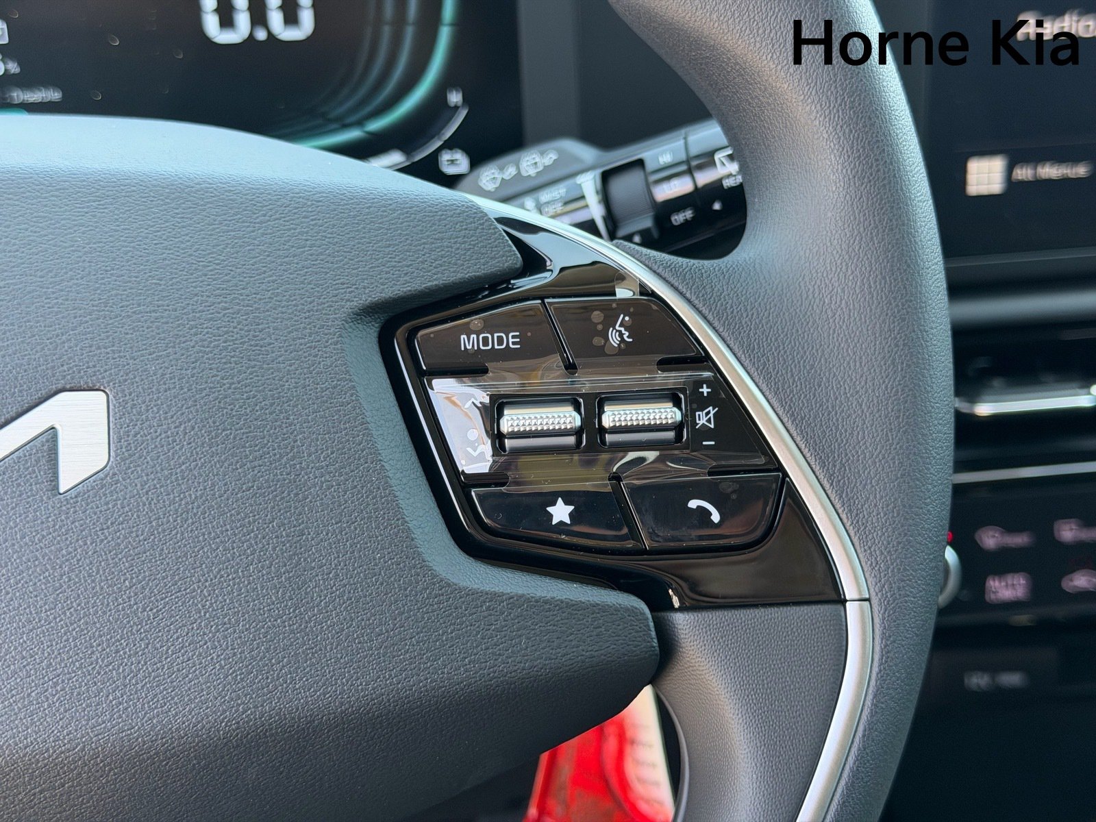New 2026 Kia Niro LX FWD image 13