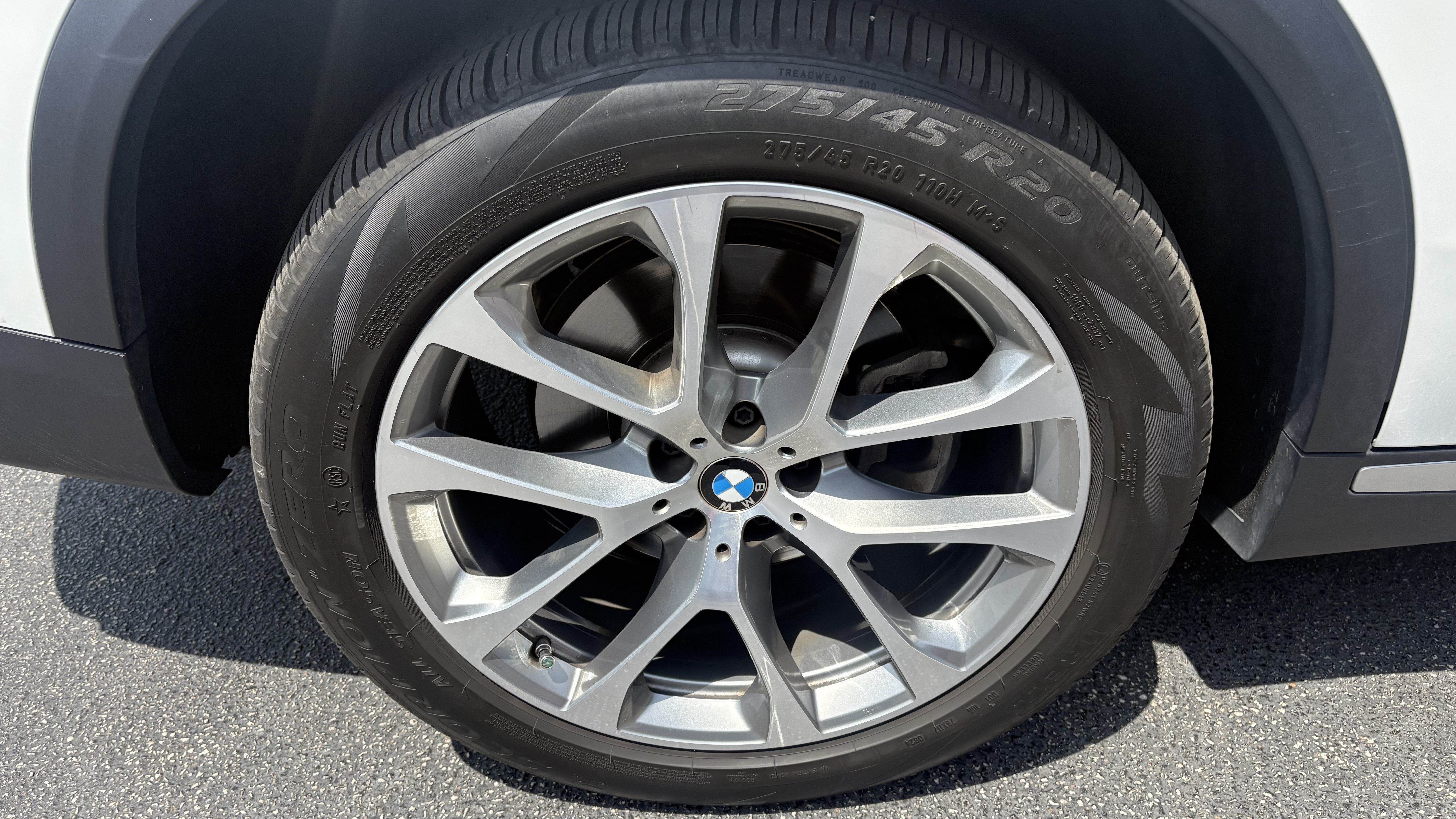Certified 2025 BMW X5 xDrive40i w/ Premium Package AWD/4WD image 14