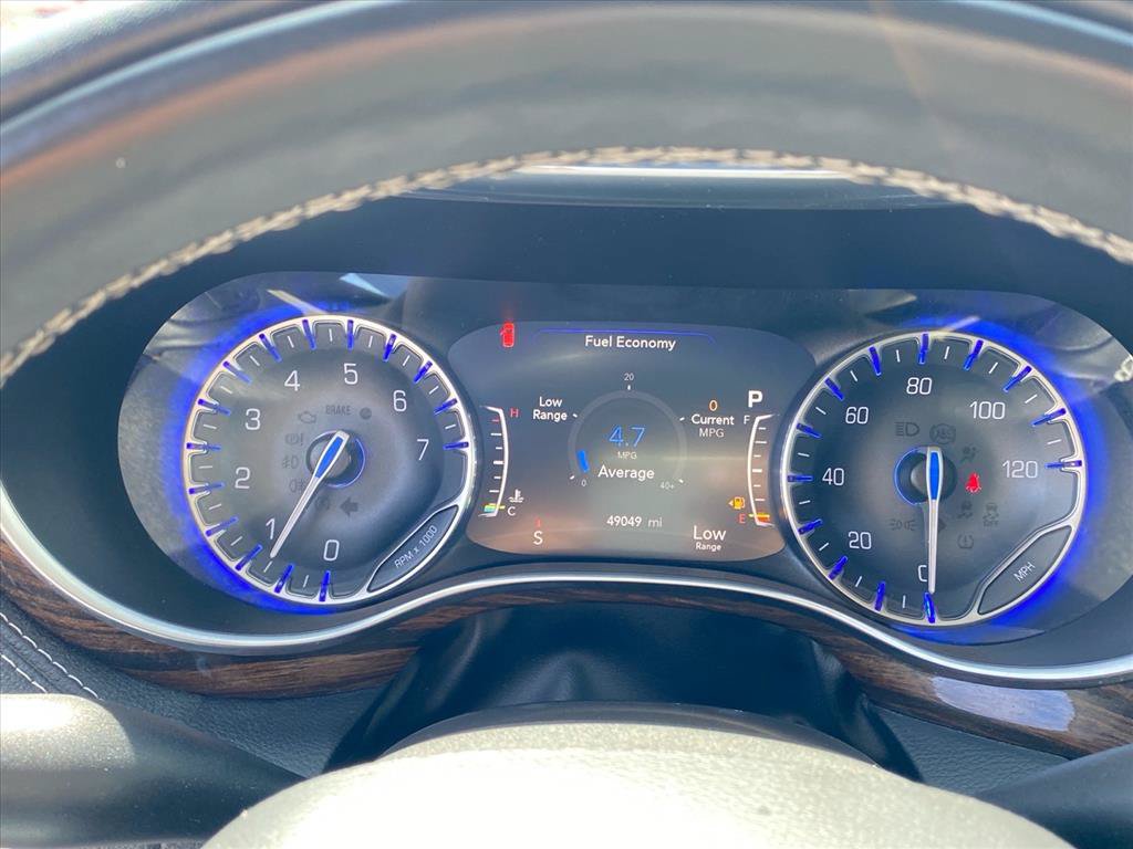 Used 2022 Chrysler Pacifica Limited AWD/4WD image 20