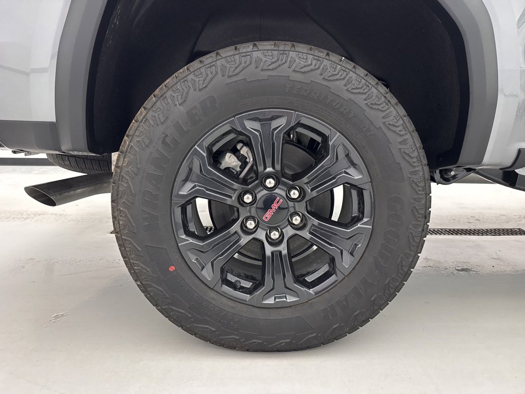 New 2025 GMC Canyon Elevation w/ Convenience Package image 7