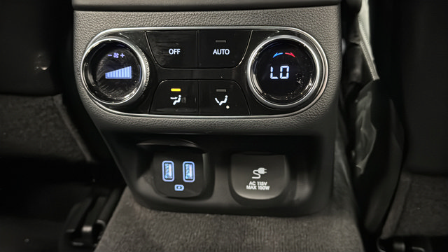 Used 2024 Genesis GV70 2.5T w/ Sport Prestige Package AWD/4WD image 36