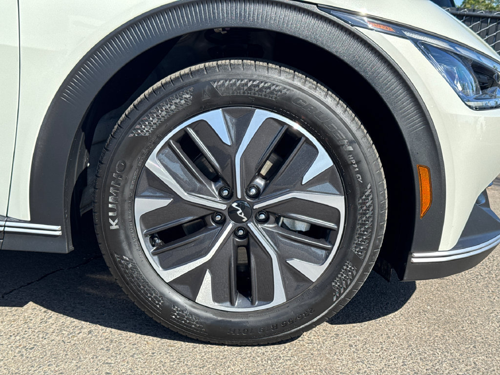 Used 2024 Kia EV6 Light RWD image 7
