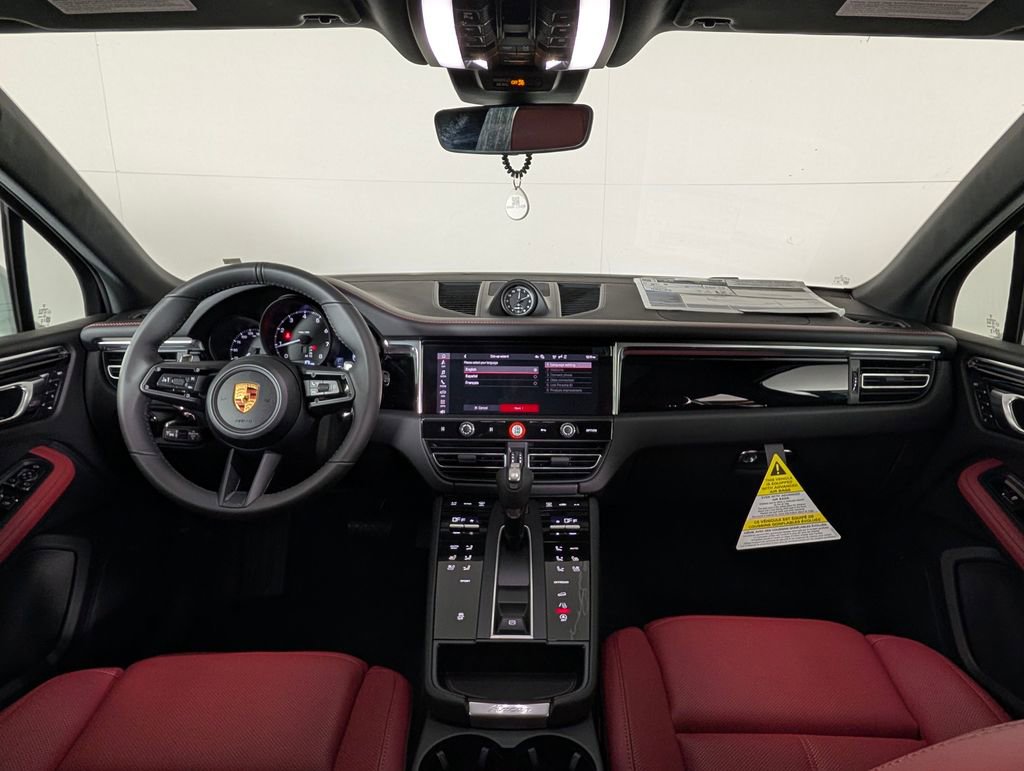 New 2026 Porsche Macan image 20