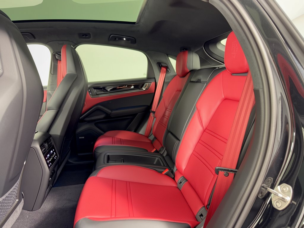New 2026 Porsche Cayenne GTS AWD/4WD image 25