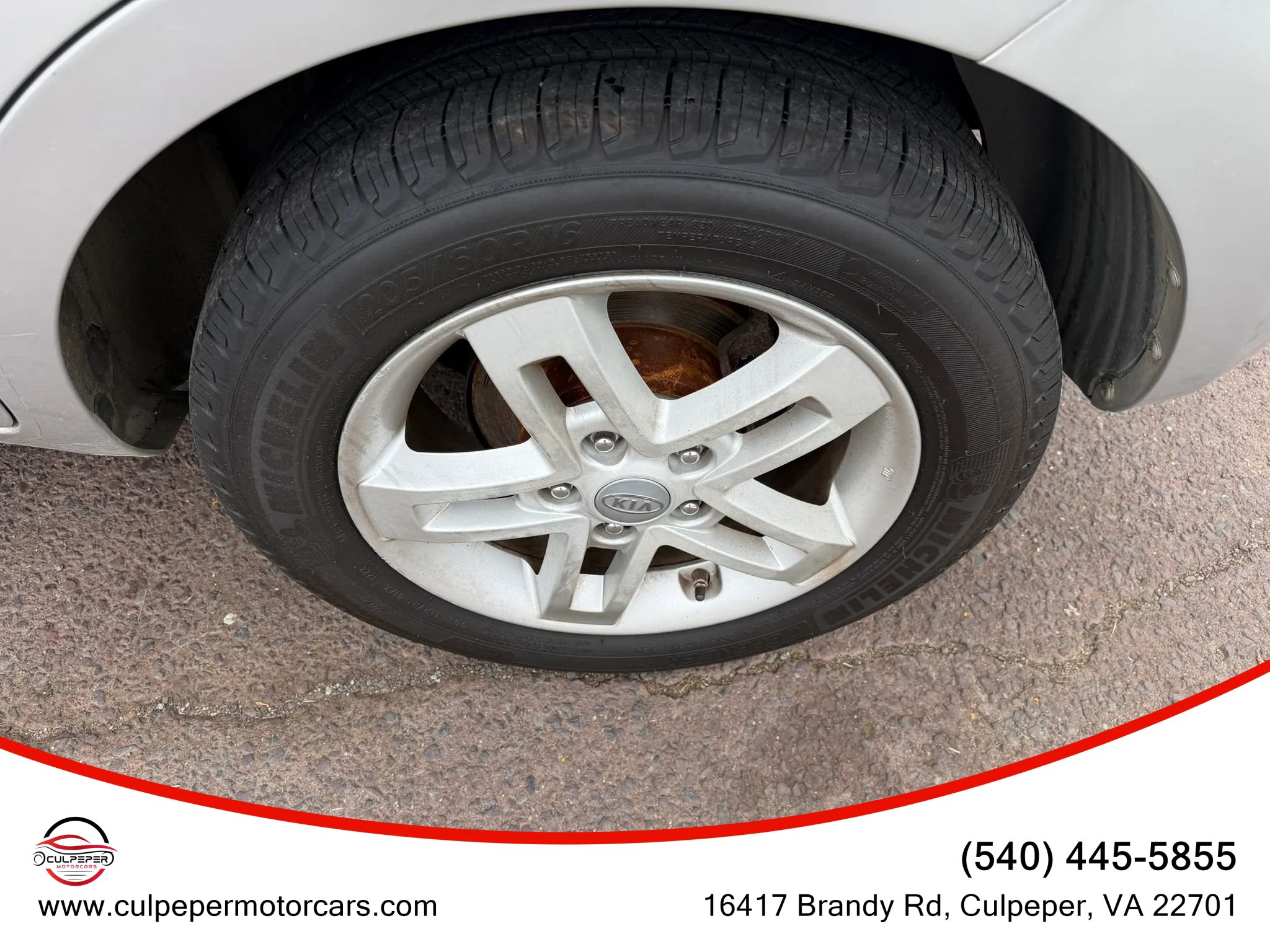 Used 2011 Kia Soul + FWD image 23