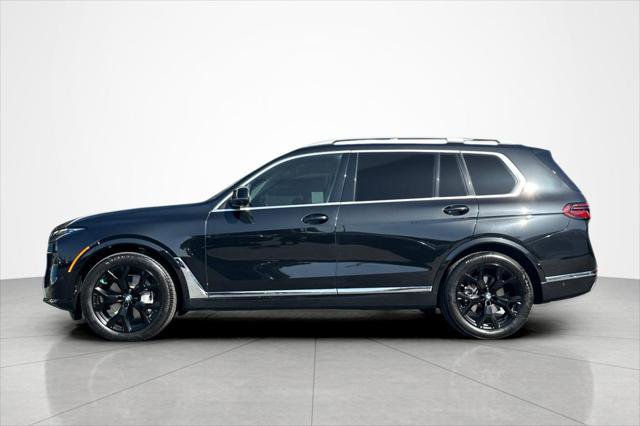 Used 2025 BMW X7 xDrive40i AWD/4WD image 2