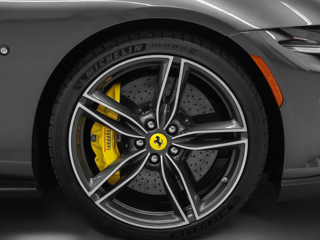 Used 2022 Ferrari Roma image 8