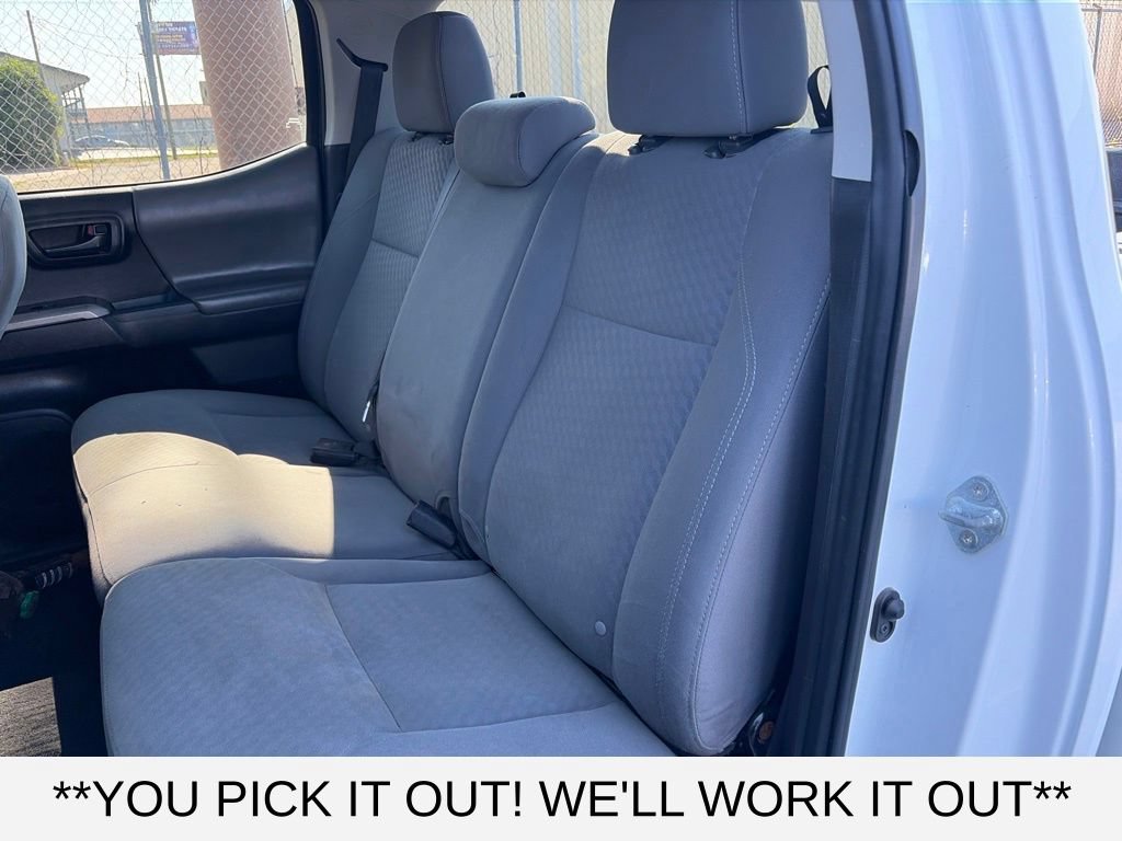 Used 2022 Toyota Tacoma SR5 RWD image 9