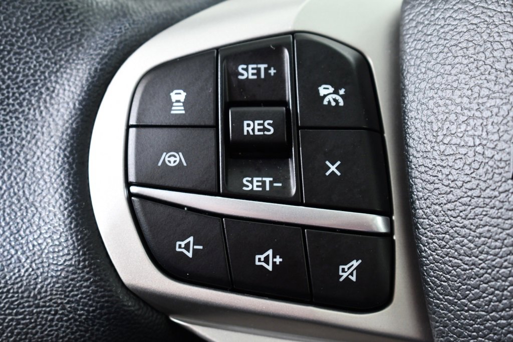 Used 2022 Ford Explorer XLT w/ Equipment Group 202A image 32