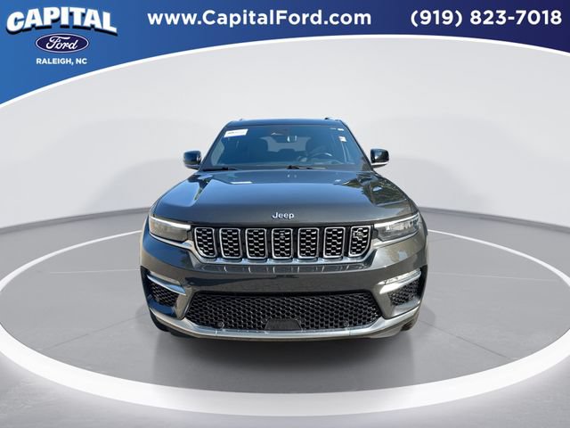 Used 2023 Jeep Grand Cherokee Summit AWD/4WD image 3