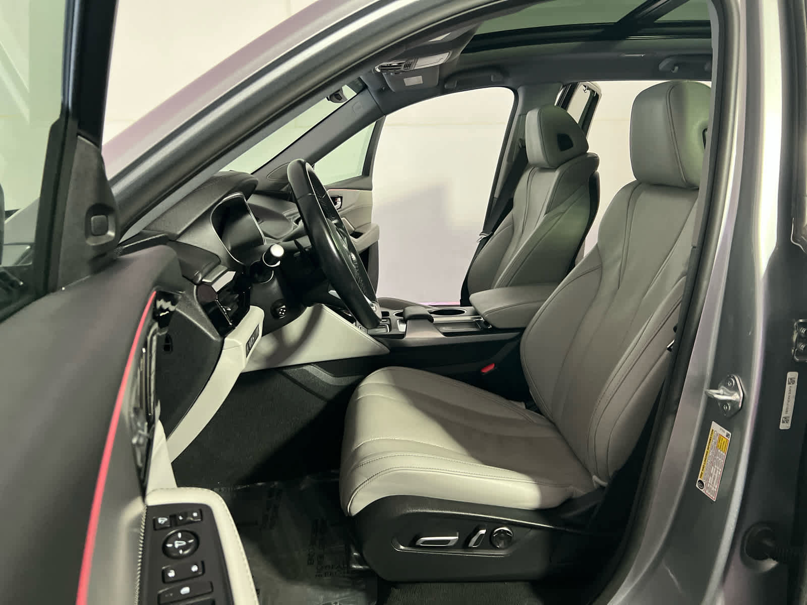 Certified 2023 Acura MDX SH-AWD w/ Technology Package image 22