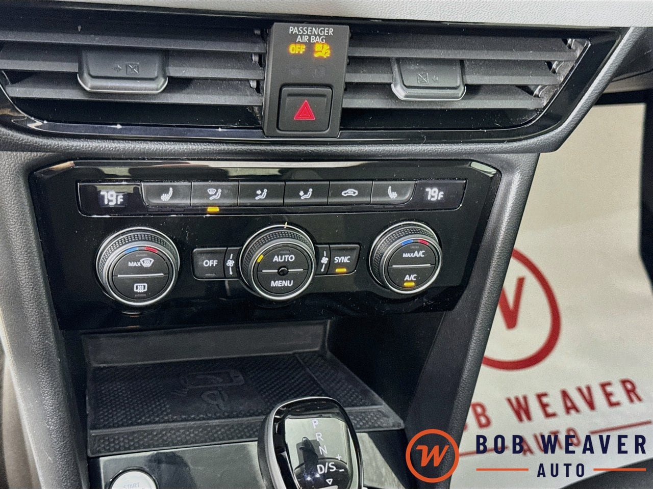 Used 2024 Volkswagen Taos SE AWD/4WD image 19