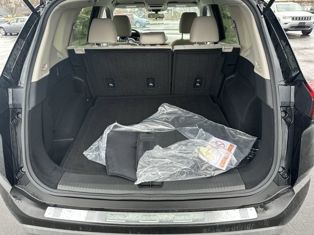 Certified 2023 Nissan Rogue SV image 32