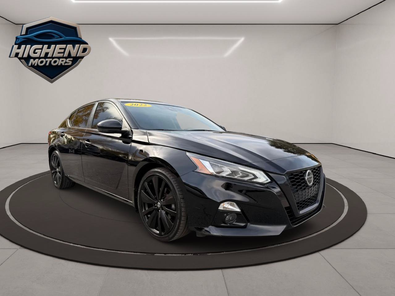 Used 2022 Nissan Altima 2.5 SR w/ Midnight Edition Package FWD image 9