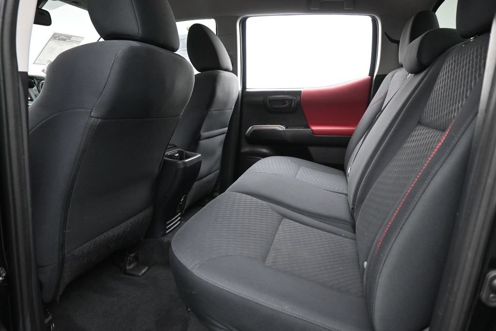 Used 2022 Toyota Tacoma SR5 w/ Technology Package RWD image 27