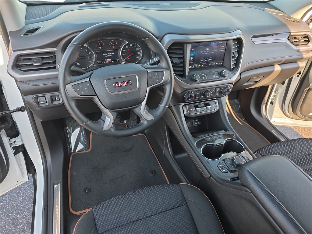 Used 2023 GMC Acadia AT4 image 18