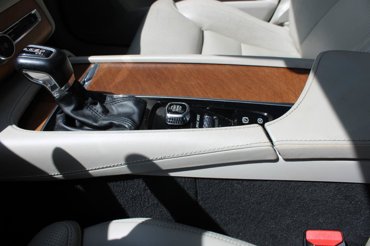 Used 2019 Volvo XC90 T6 Inscription w/ Protection Package Premier AWD/4WD image 37