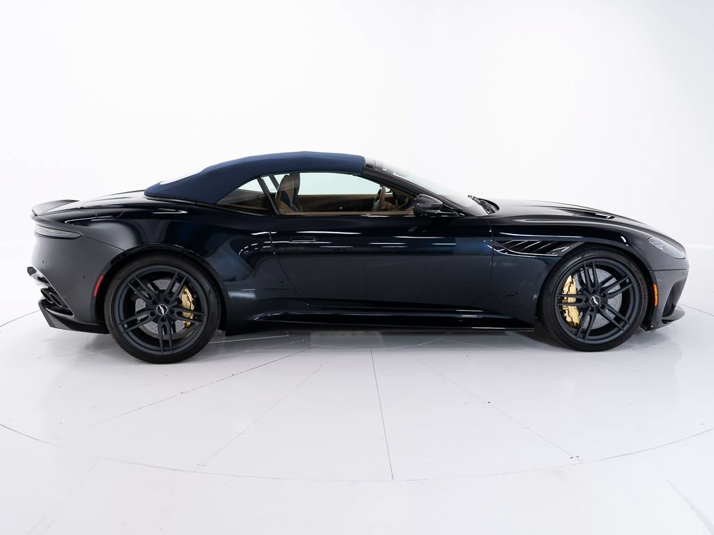Used 2023 Aston Martin DBS Superleggera Volante RWD image 15