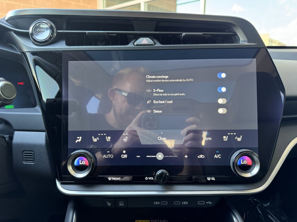 Used 2023 Lexus RZ 450e Premium image 20