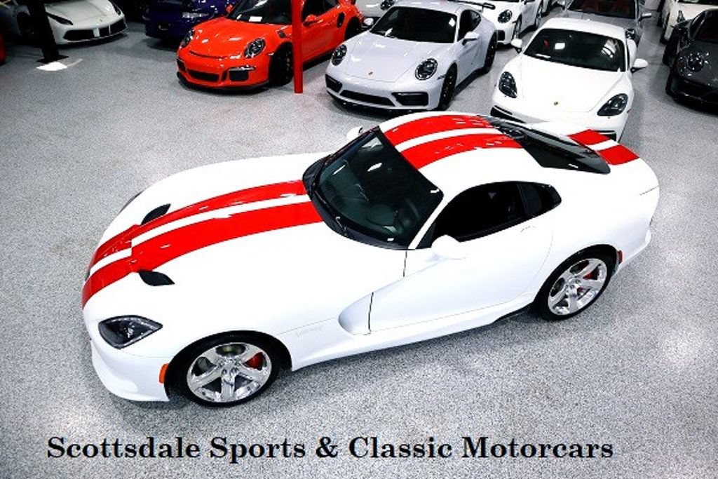 Used 2015 Dodge Viper SRT-10 w/ Quick Order Package 22J GT RWD image 2