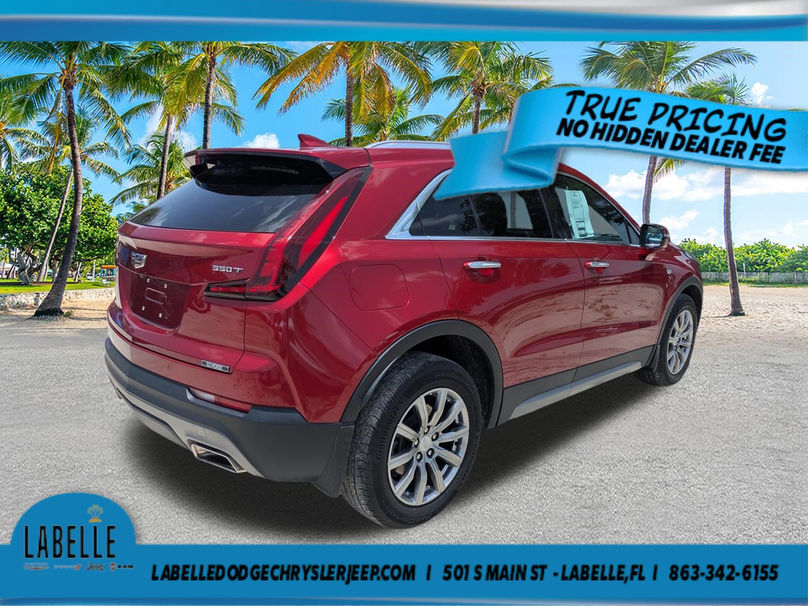 Used 2022 Cadillac XT4 Premium Luxury w/ Enhanced Visibility Package FWD image 4