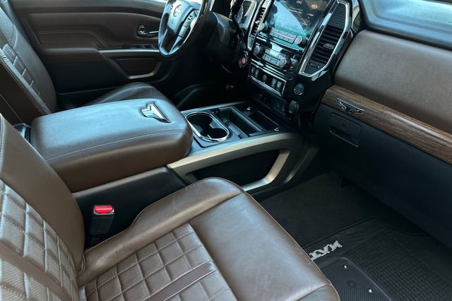 Used 2020 Nissan Titan Platinum Reserve w/ Moonroof Package RWD image 17