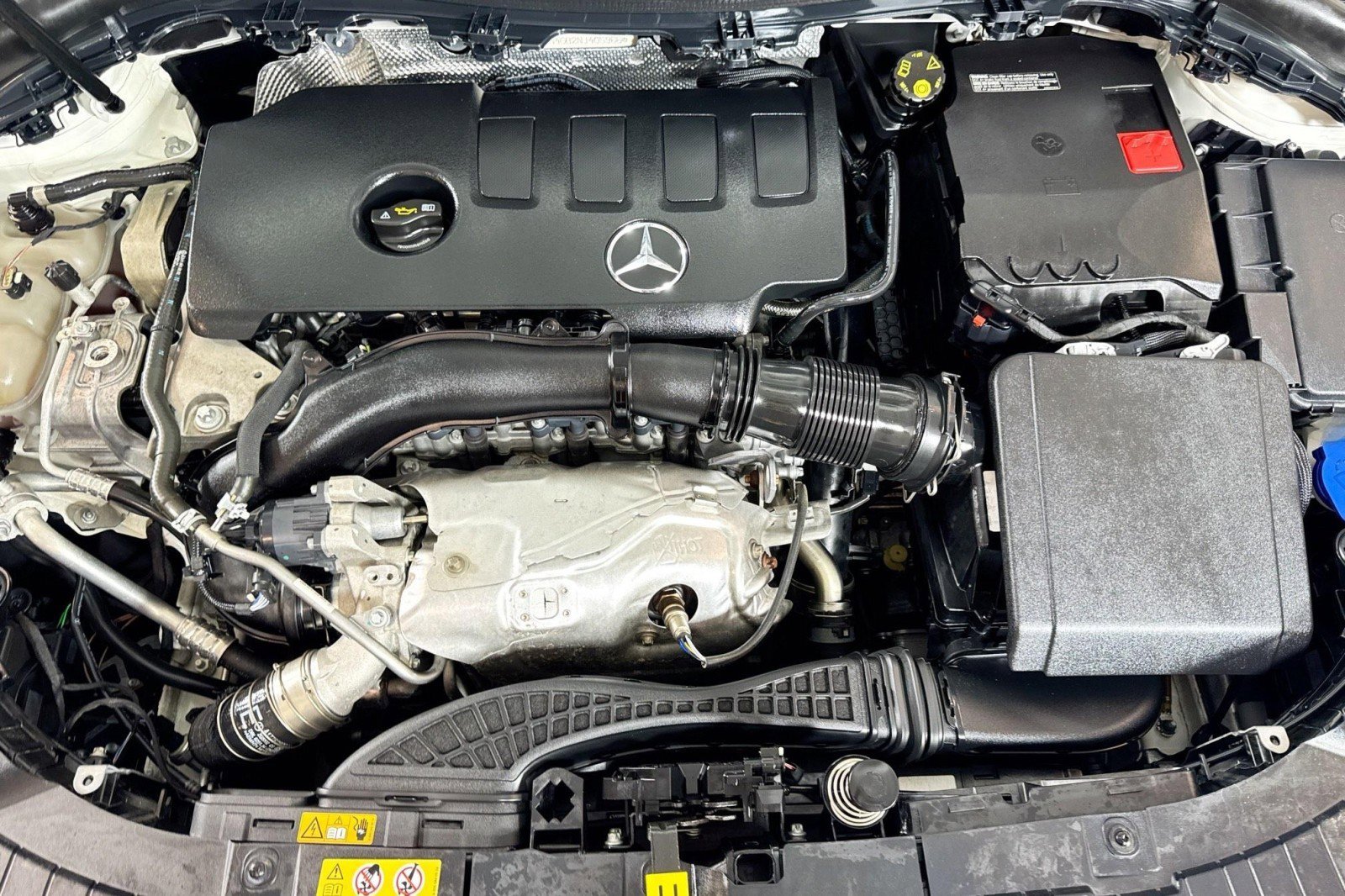 Certified 2022 Mercedes-Benz GLA 250 w/ Premium Package Lite image 28