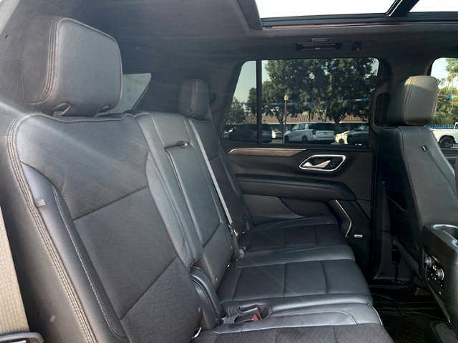 Used 2022 Chevrolet Tahoe High Country AWD/4WD image 22