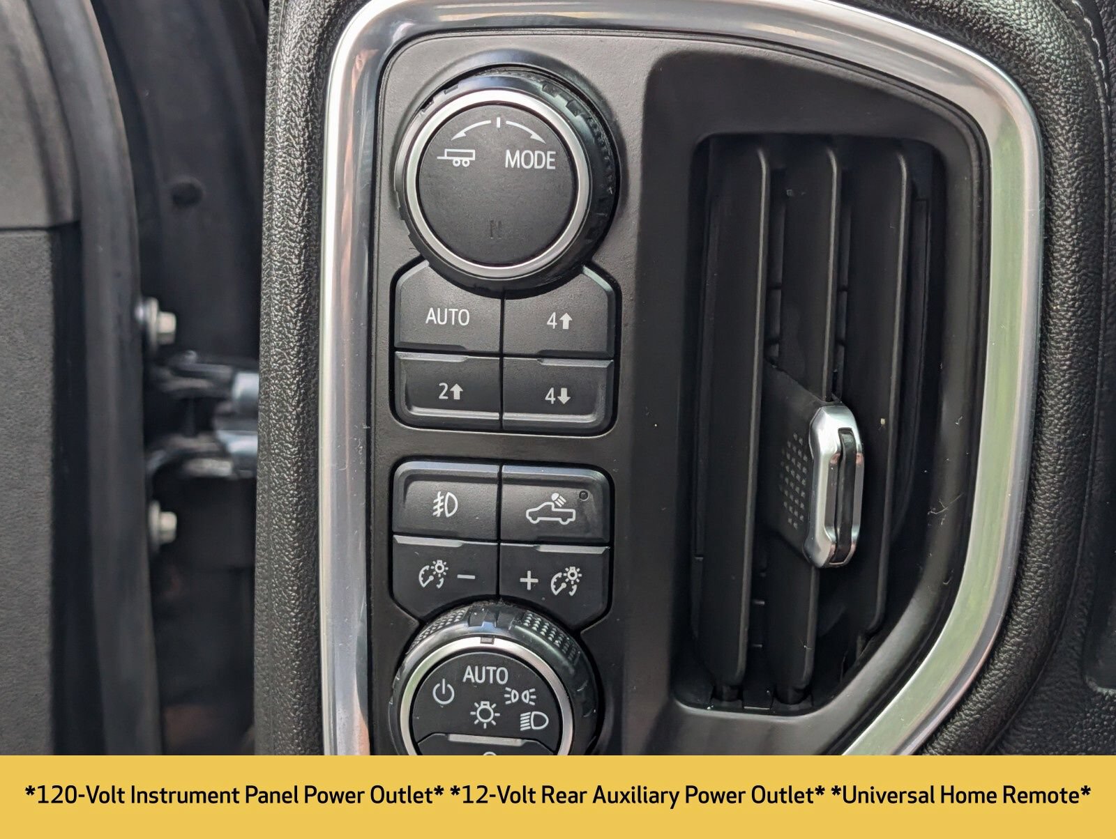 Used 2020 Chevrolet Silverado 3500 LTZ w/ LTZ Premium Package AWD/4WD image 17