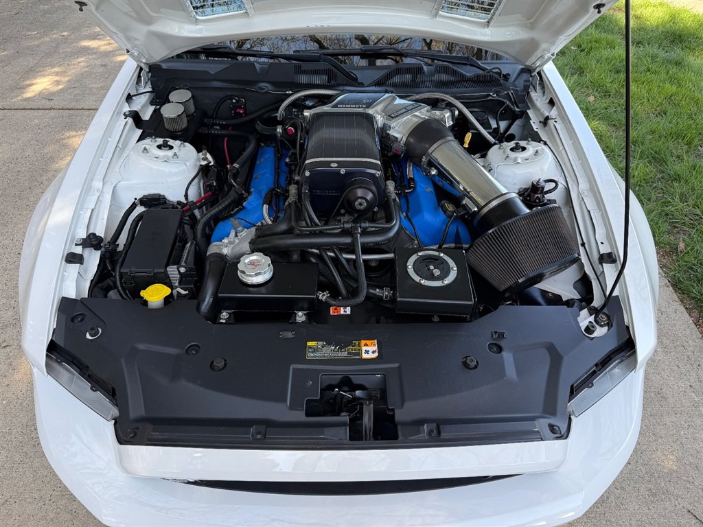 Used 2013 Ford Mustang Shelby GT500 RWD image 58