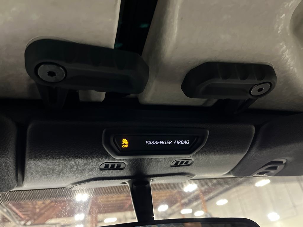 Used 2018 Jeep Wrangler Rubicon w/ Steel Bumper Group image 31