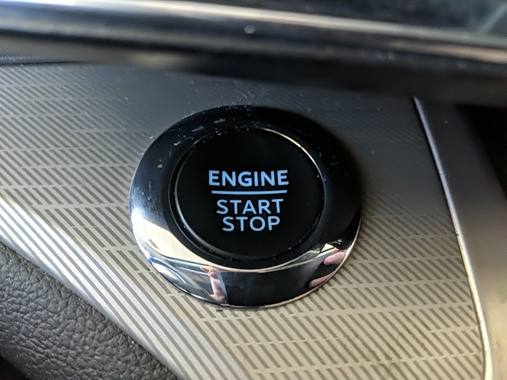 Certified 2022 Ford Explorer XLT w/ Equipment Group 202A image 24