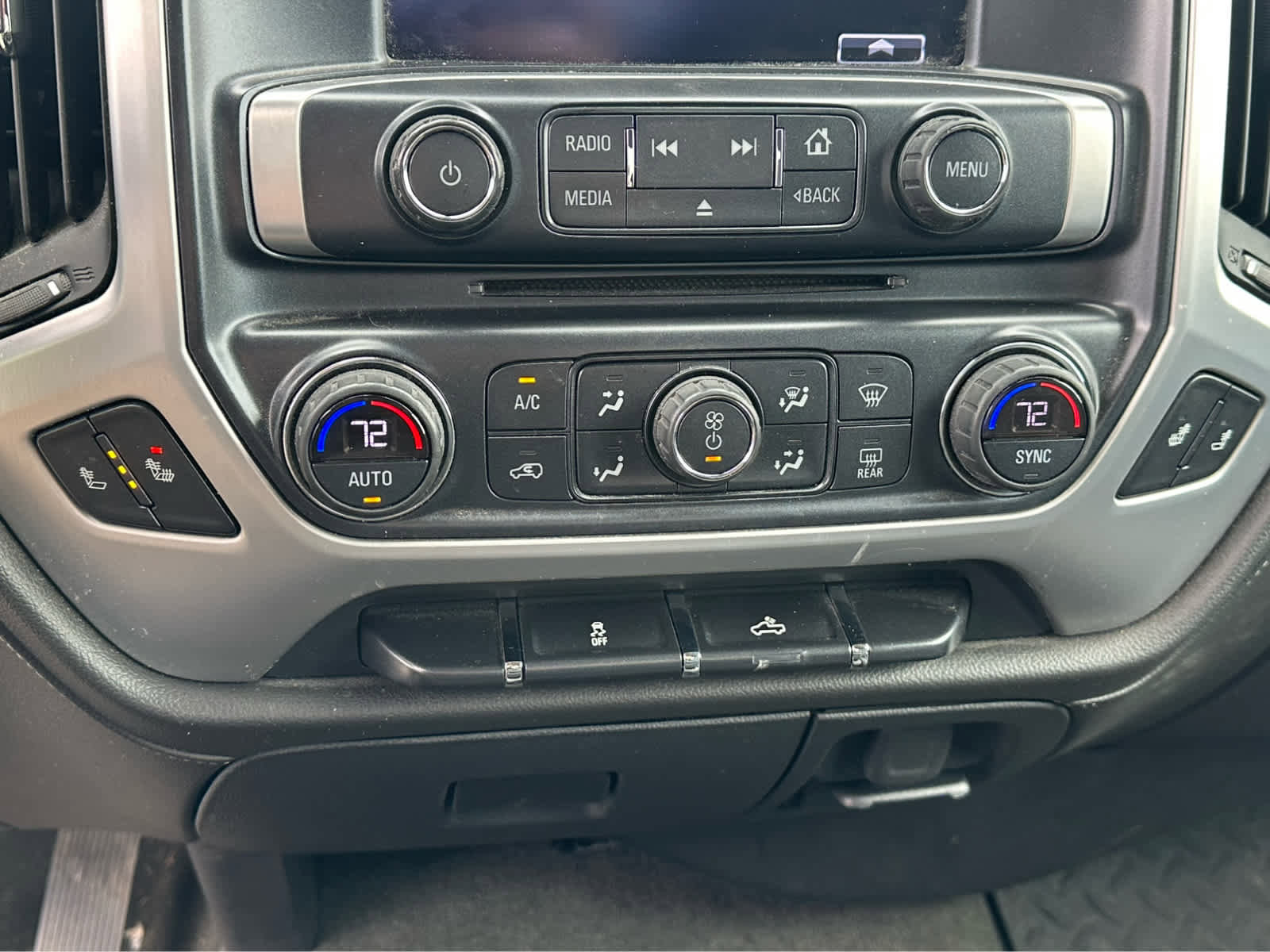 Used 2017 GMC Sierra 1500 SLE w/ SLE Value Package AWD/4WD image 14