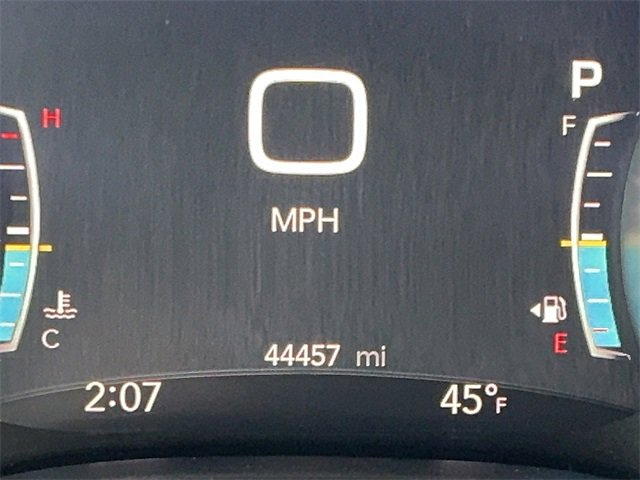 Used 2025 Chrysler Pacifica Limited image 30