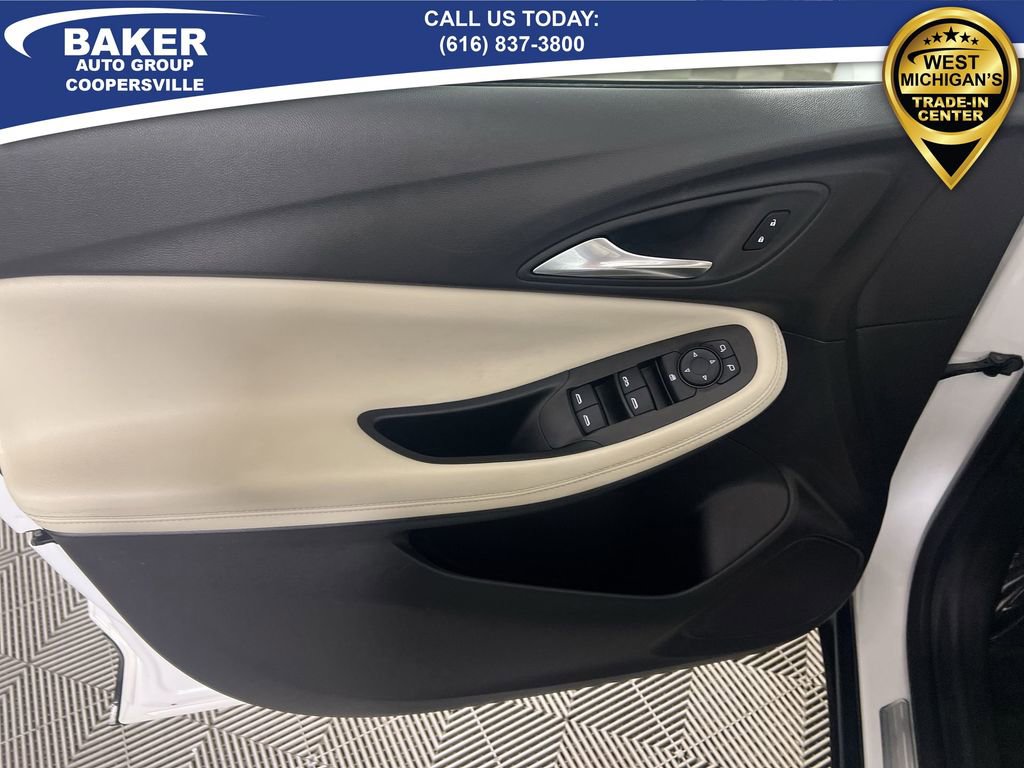 Used 2023 Buick Encore GX Select w/ Safety Package II image 21