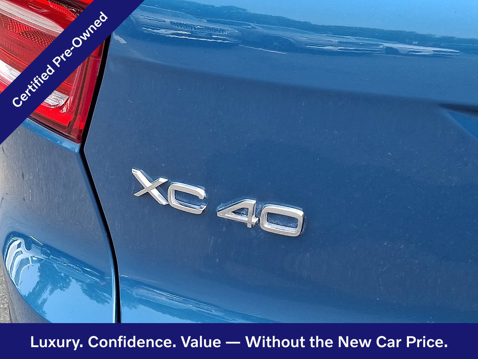 Certified 2023 Volvo XC40 B5 Ultimate w/ Protection Package Premier AWD/4WD image 31