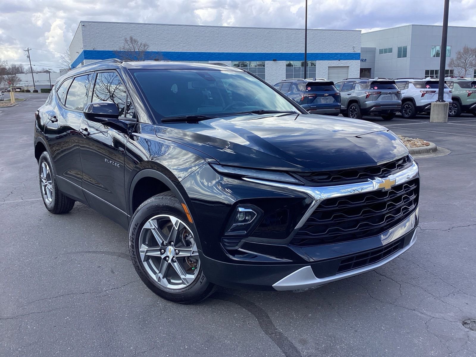 Used 2024 Chevrolet Blazer LT w/ Convenience Package image 1