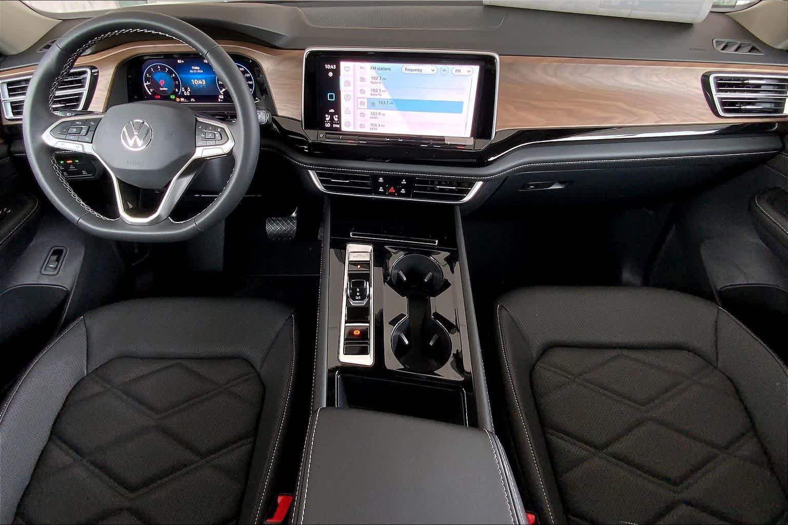 New 2026 Volkswagen Atlas SE FWD image 5