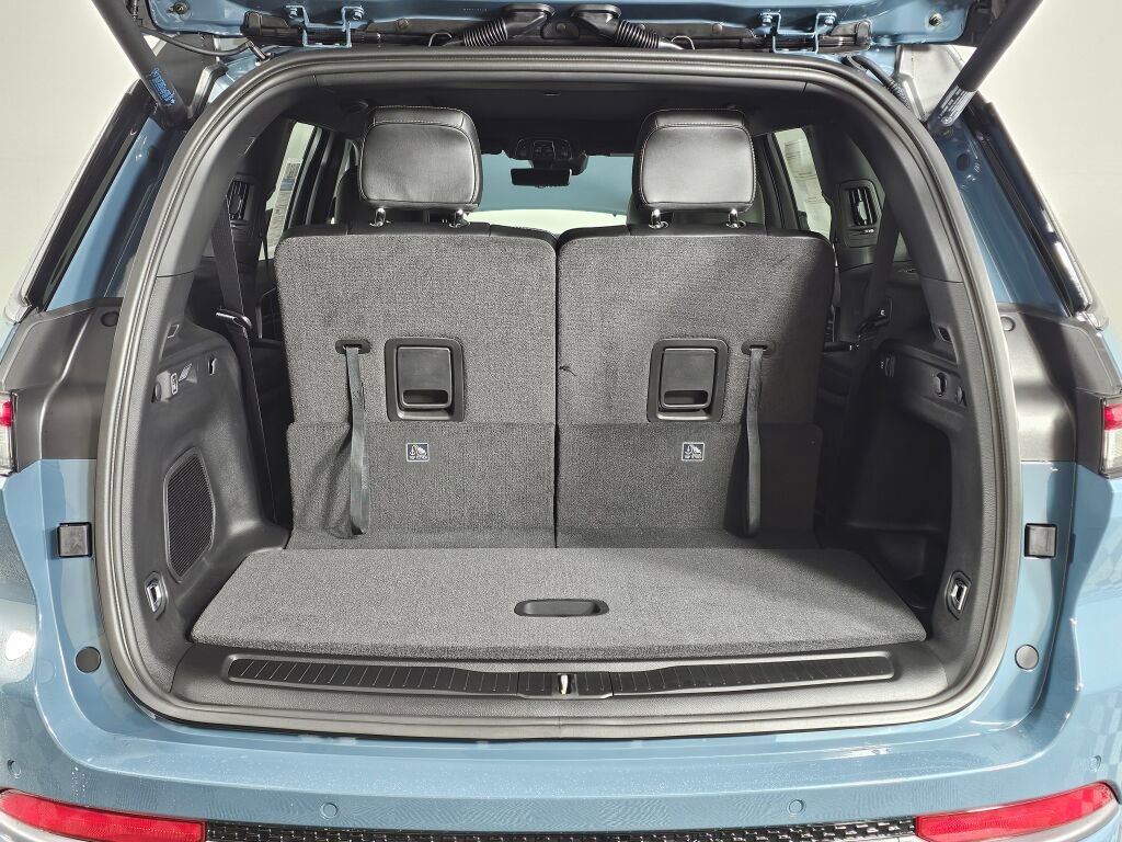 New 2026 Jeep Grand Cherokee L Limited image 15