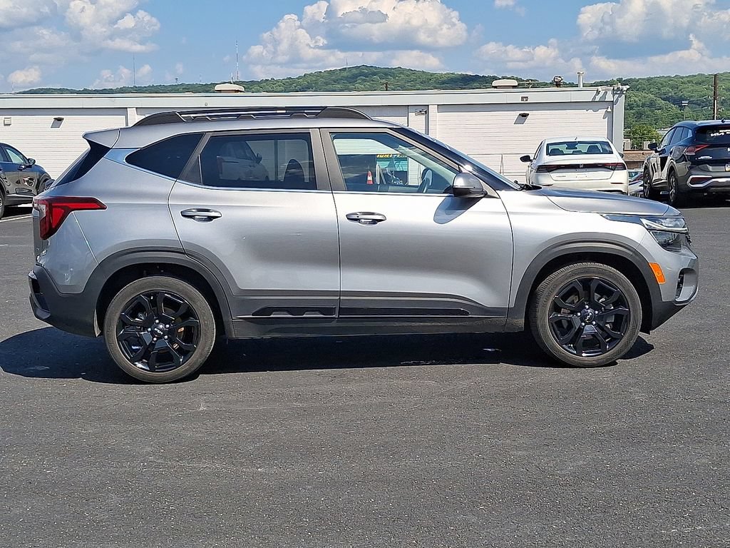 Certified 2024 Kia Seltos X-Line AWD/4WD image 7