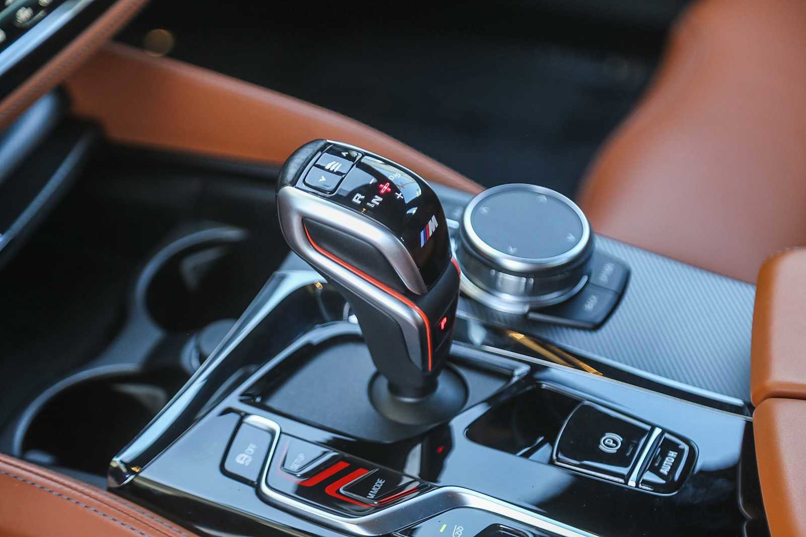 Used 2023 BMW M5 image 16