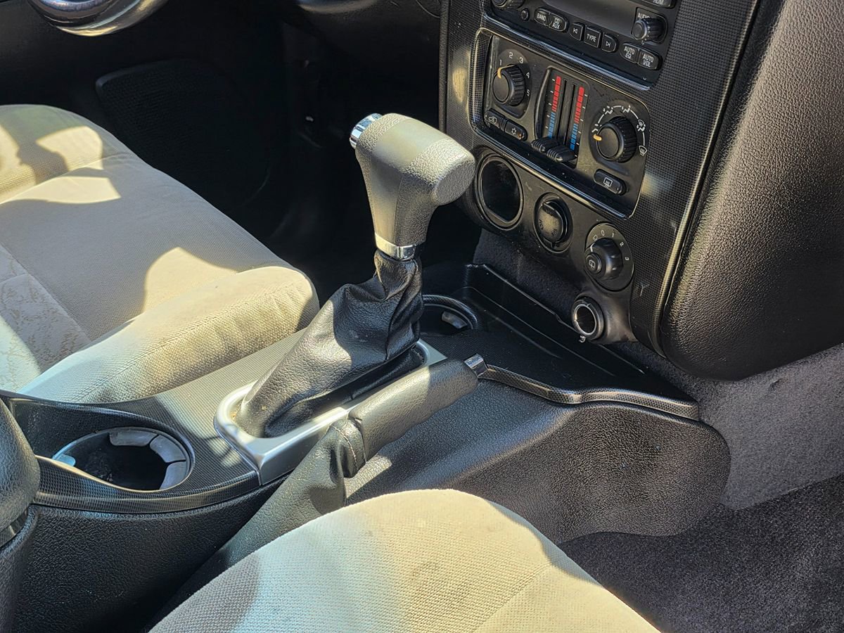 Used 2006 GMC Envoy XL SLE w/ Sle Preferred Equipment Group RWD image 13