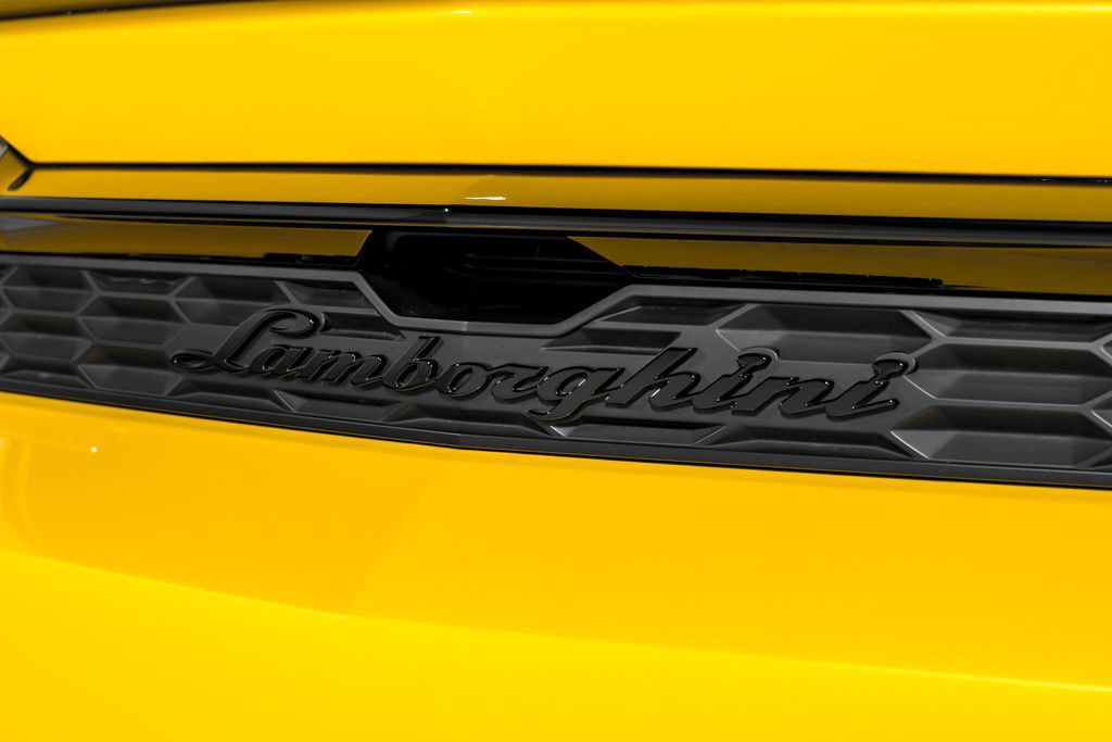 Used 2025 Lamborghini Urus S AWD/4WD image 58