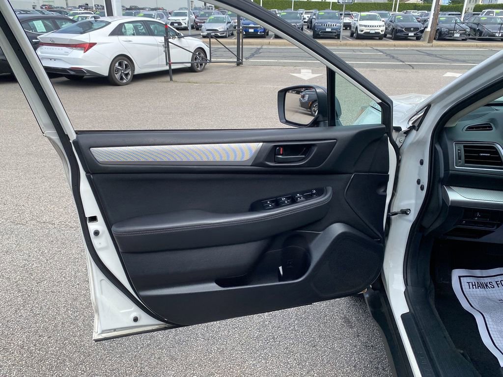 Used 2017 Subaru Outback 2.5i image 24