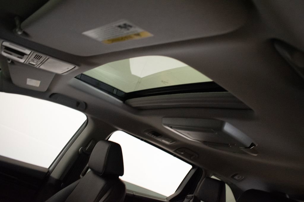 Used 2024 Honda Odyssey Touring image 22