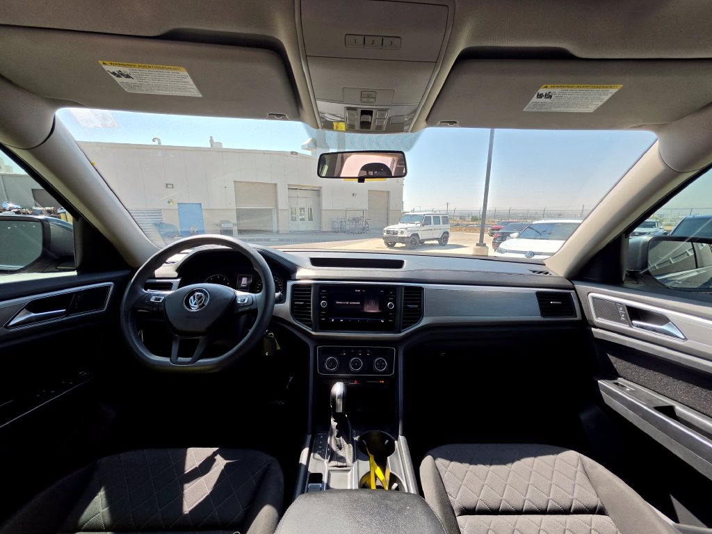 Used 2018 Volkswagen Atlas Launch Edition FWD image 11
