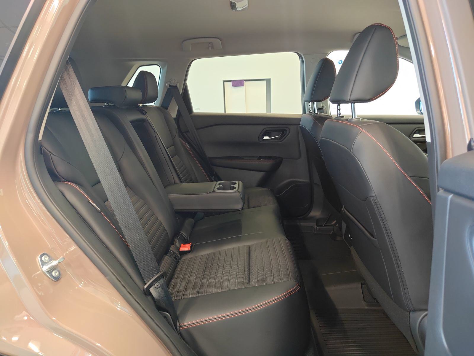 New 2026 Nissan Rogue SV AWD/4WD image 17