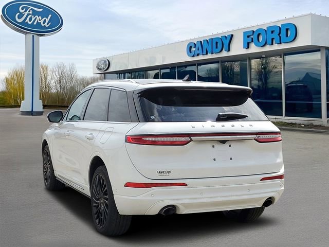 Used 2022 Lincoln Corsair Reserve w/ Equipment Group 201A AWD/4WD image 3