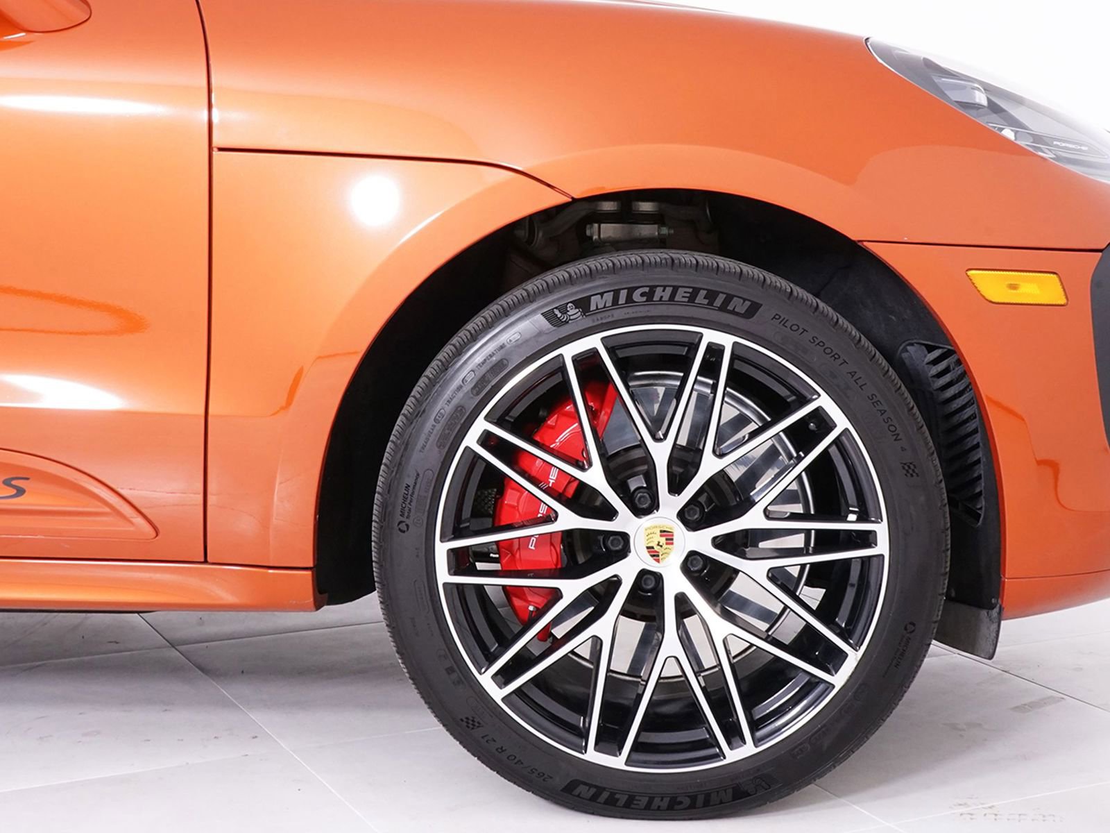 Used 2022 Porsche Macan GTS image 16