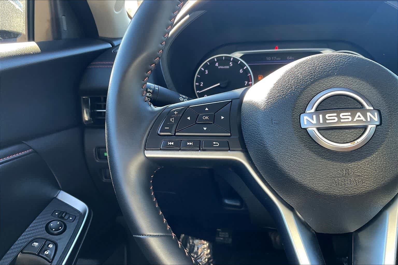 Used 2025 Nissan Sentra SR FWD image 24